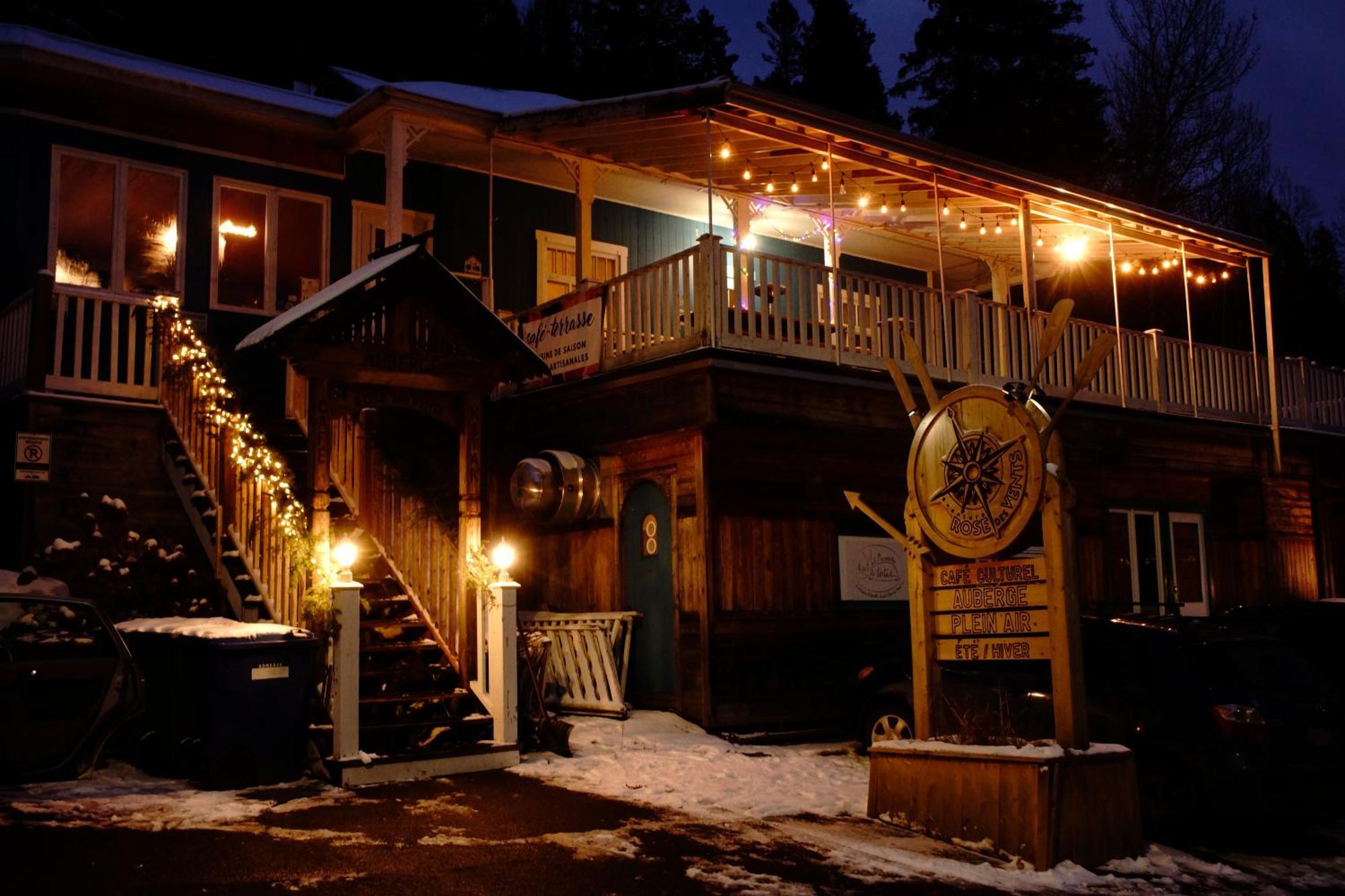 Auberge jeunesse Rose des Vents Sainte-Rose-du-Nord Extérieur photo