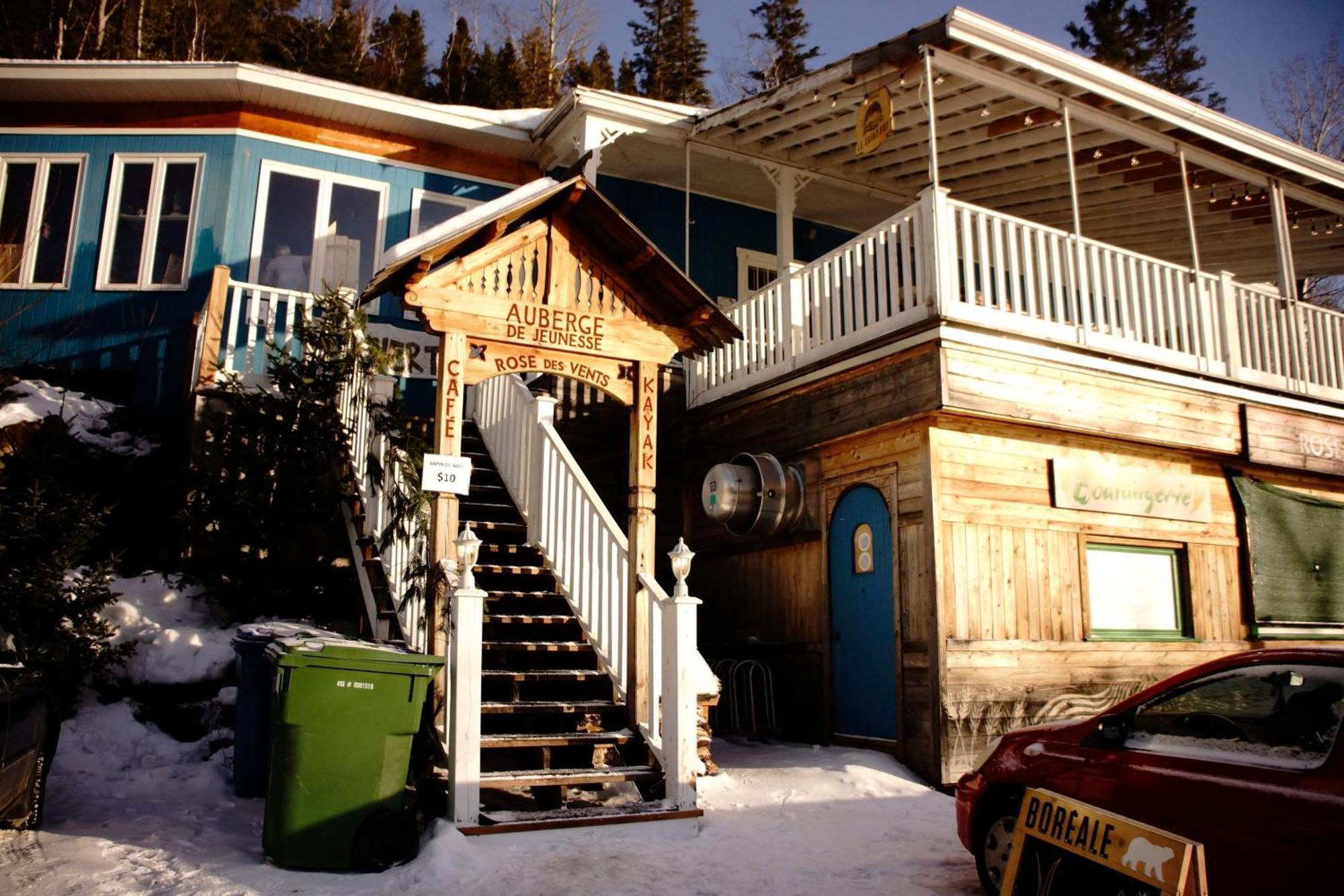 Auberge jeunesse Rose des Vents Sainte-Rose-du-Nord Extérieur photo