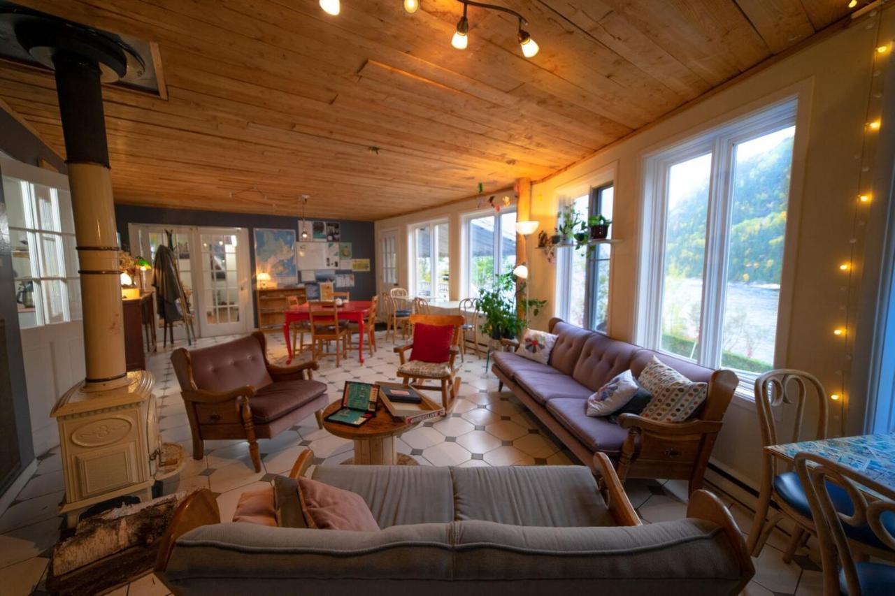 Auberge jeunesse Rose des Vents Sainte-Rose-du-Nord Extérieur photo